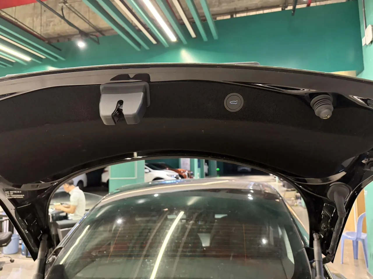 Tesla 2023 Model 3 Rejuvenation Edition Rear Wheel Drive Automatic Transmission 6