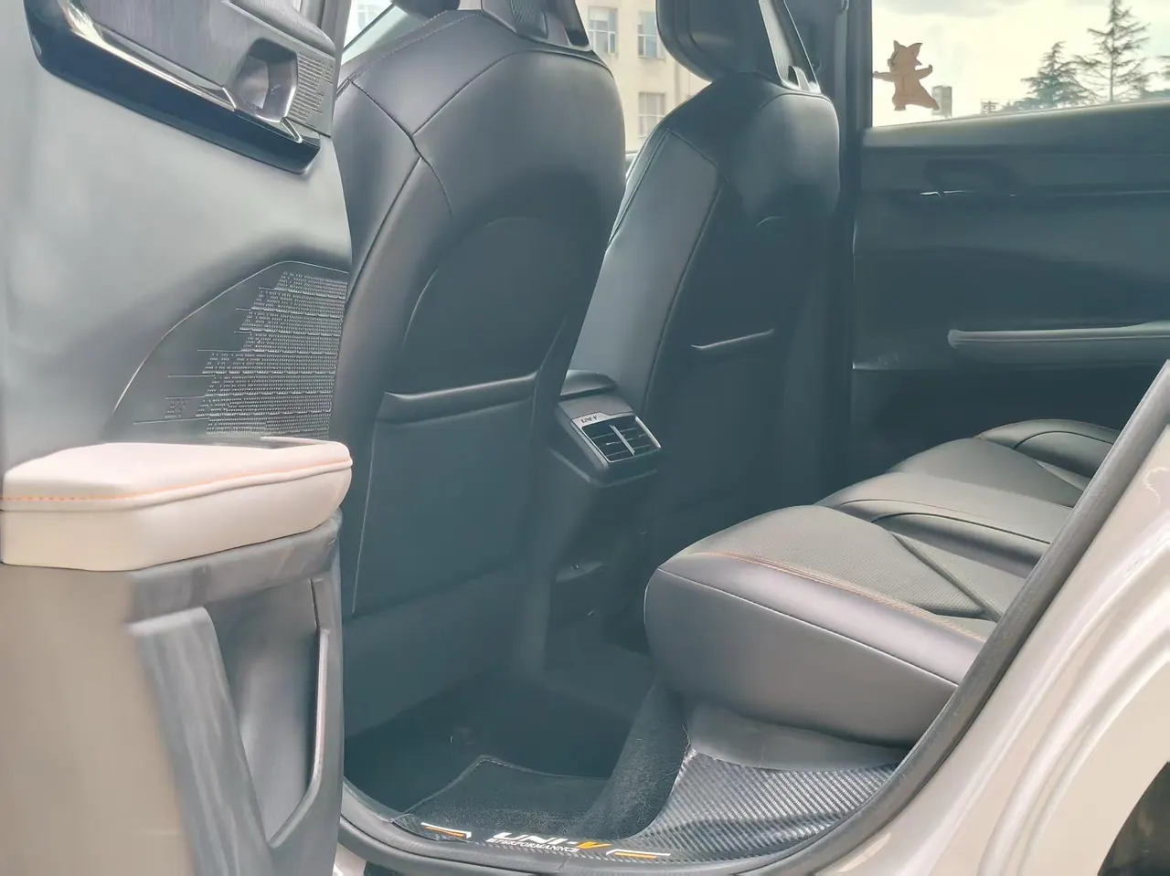 ChangAn 2022 UNI-V 1.5T honorable automatic gear 7