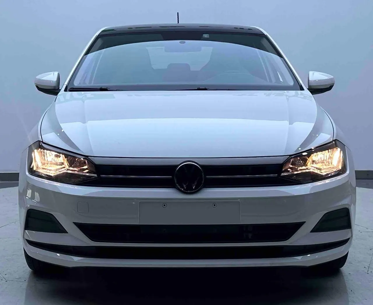 Volkswagen 2021 POLO Plus 1.5 Colorful Technology Edition Automatic Gear 2