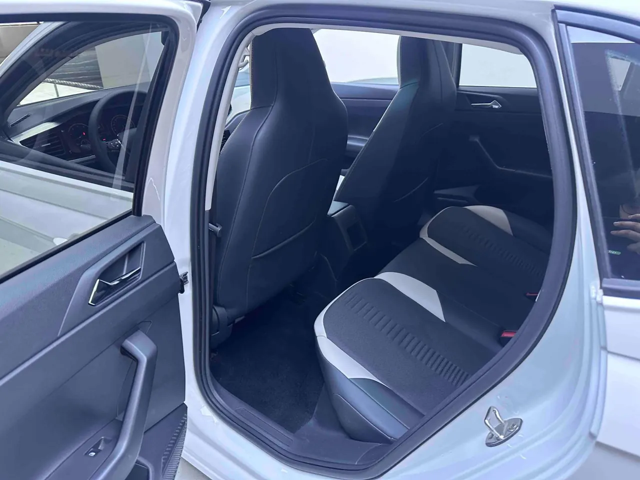 Volkswagen 2021 POLO Plus 1.5 Colorful Technology Edition Automatic Gear 4
