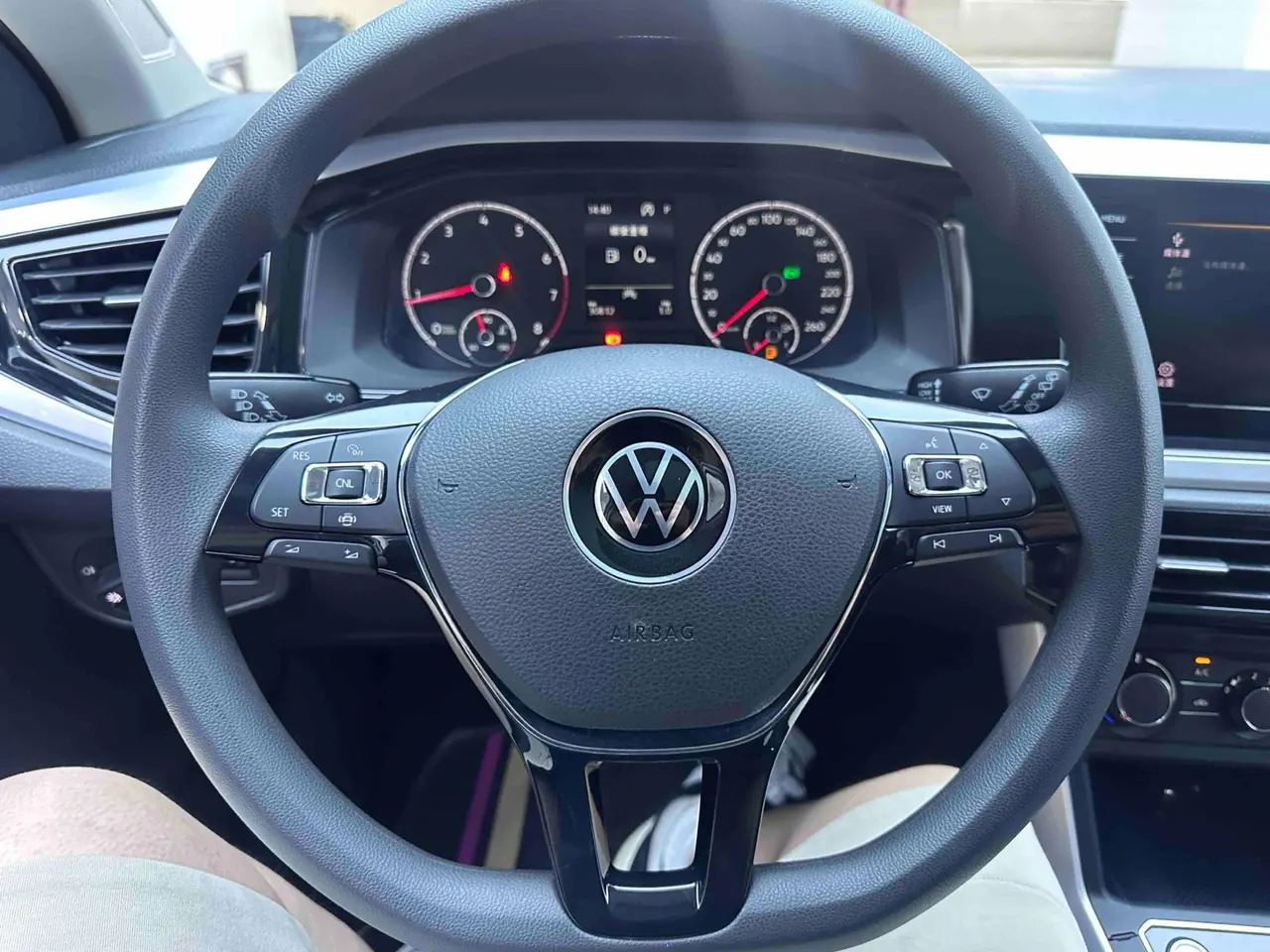 Volkswagen 2021 POLO Plus 1.5 Colorful Technology Edition Automatic Gear 6