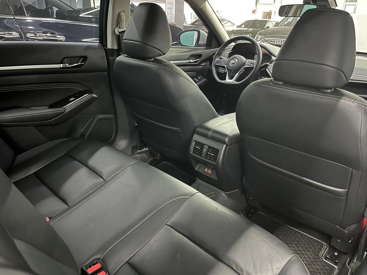 Nissan 2021 Teana 2.0 Stepless XL Comfort Edition Automatic Gear 3