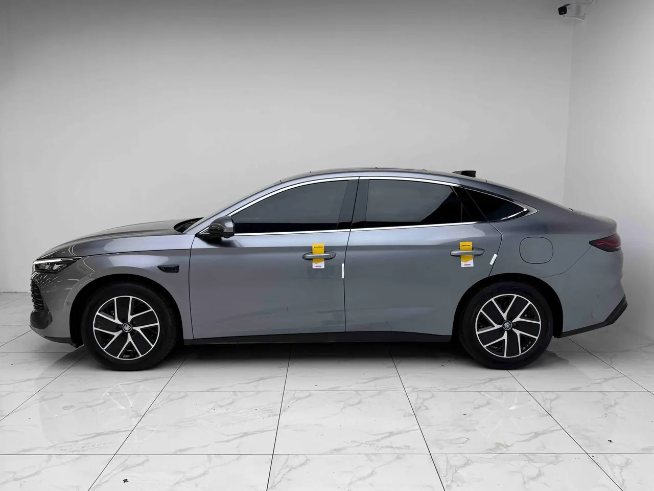 BYD 2025 Qin L DM-i 1.5 stepless smart driving version 120KM leading automatic gear 7