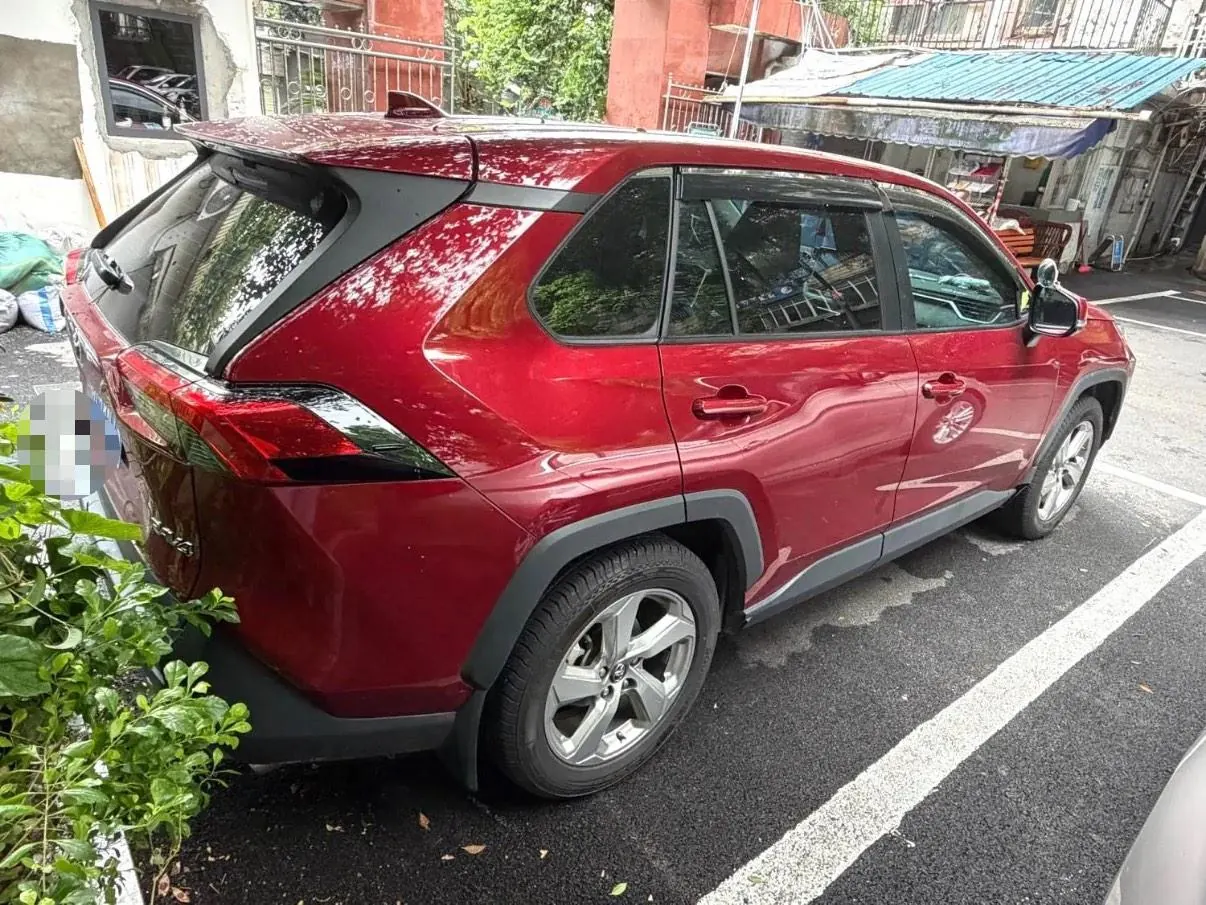 Toyota 2021 RAV4 Rongbo 2.0 Stepless Two-Drive Fashion PLUS Edition Automatic Gear 4