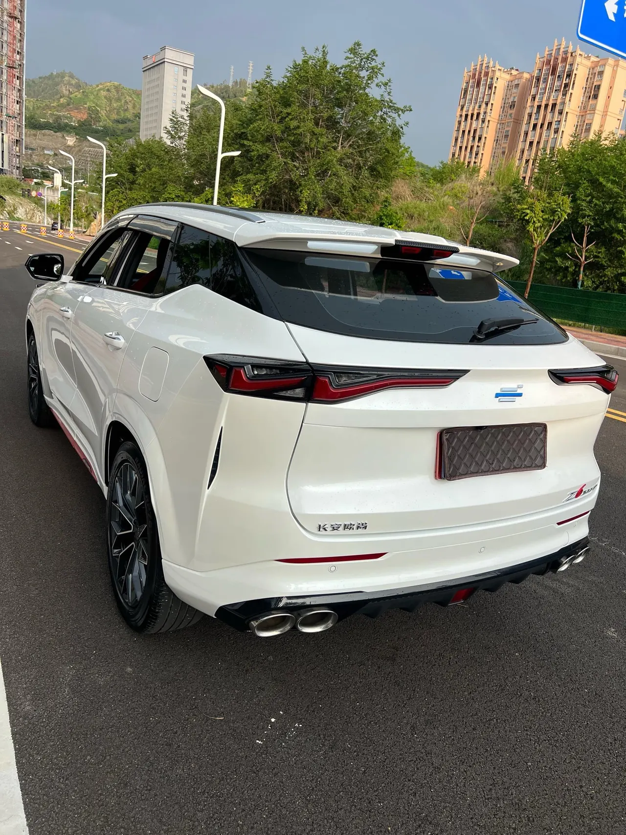 Oshan 2023 Z6 1.5T Blue Whale Zhiku Automatic Gear 10