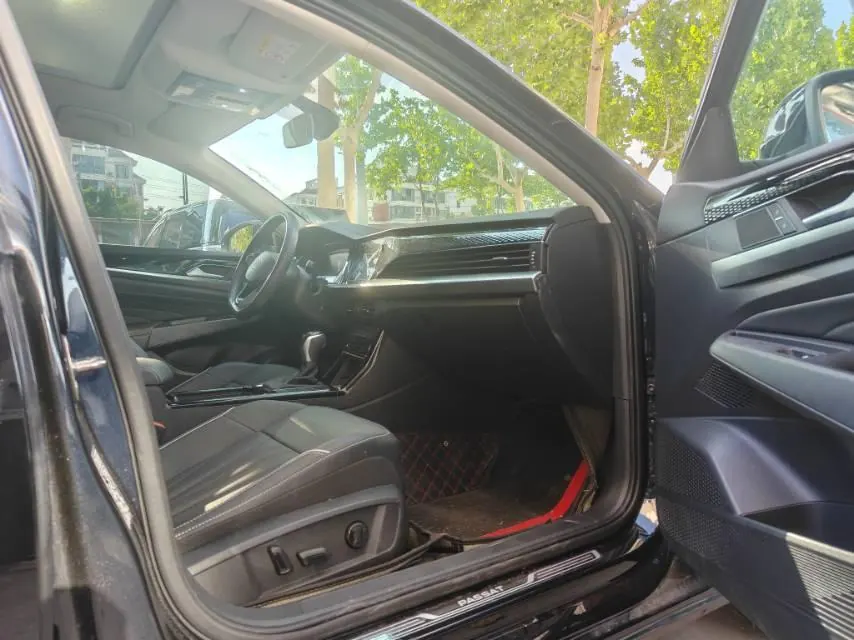 Volkswagen 2024 Passat 2.0TSI 330TSI Star Elite Edition Automatic Gear 4