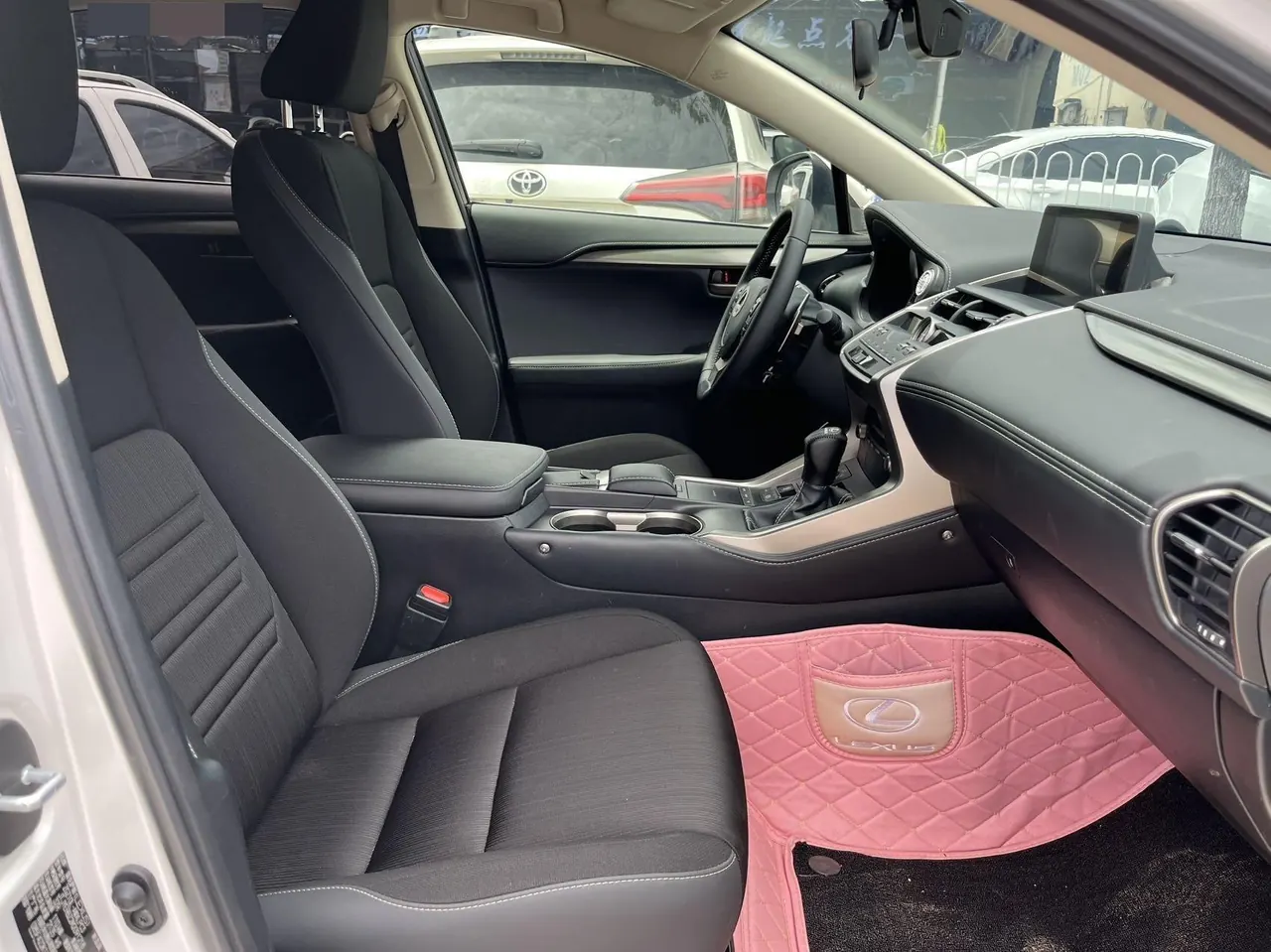 Lexus NX (Imported) 2020 NX200 2.0 Stepless Front Edition Automatic Gear 5