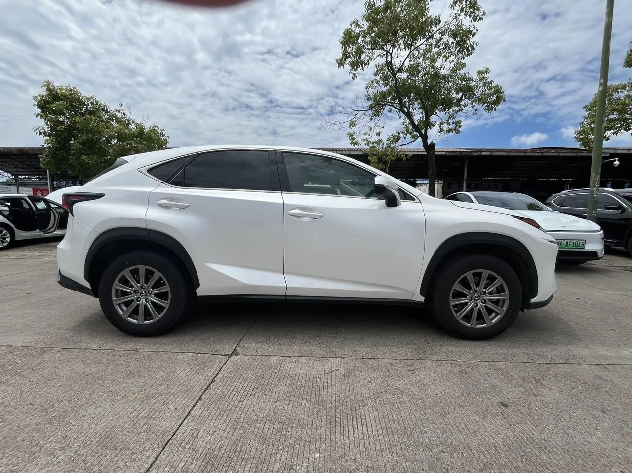 Lexus NX (Imported) 2020 NX200 2.0 Stepless Front Edition Automatic Gear 8
