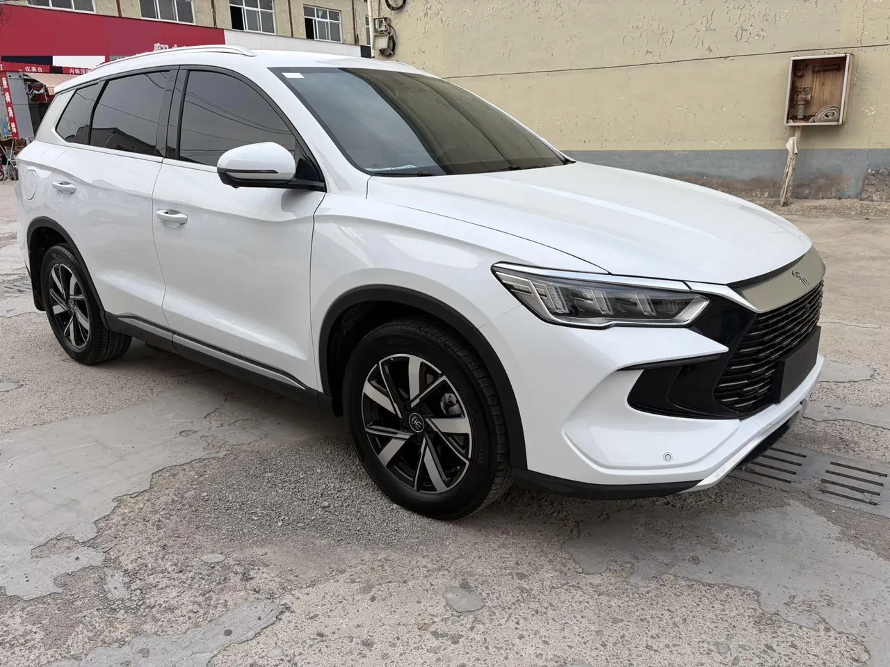 BYD Song Pro New Energy 2024 Song Pro DM-i 1.5 Stepless Glory Edition Pilot 71KM Automatic Gear 3