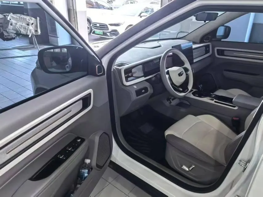 Geely 2026 model Icon 1.5TD Chocolate Elegant Edition, automatic transmission 5