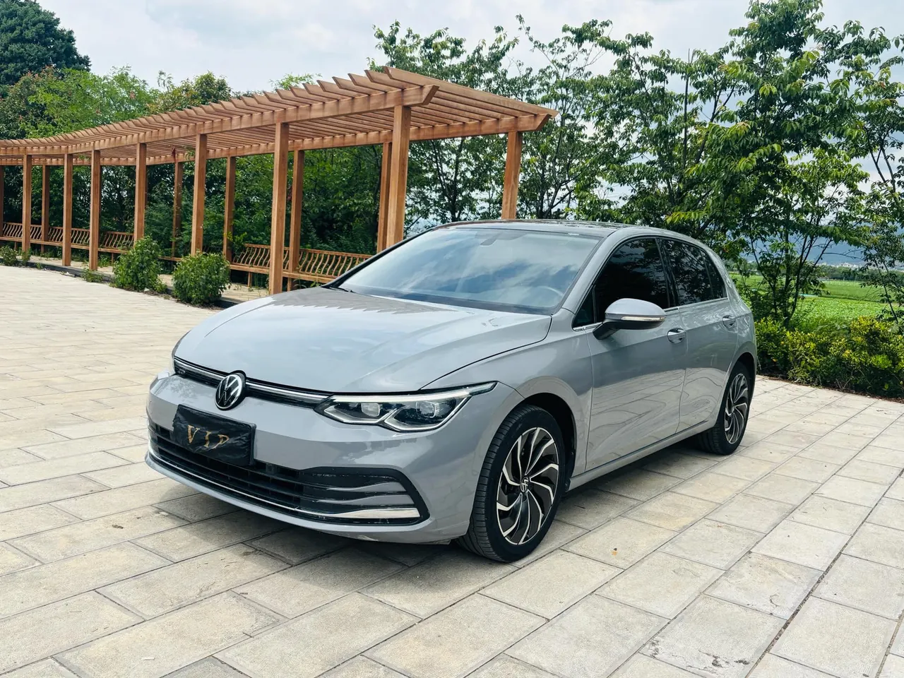Открыть галерею: Volkswagen 2023 Golf 8 PRO 1.4TSI 280TSI Automatic