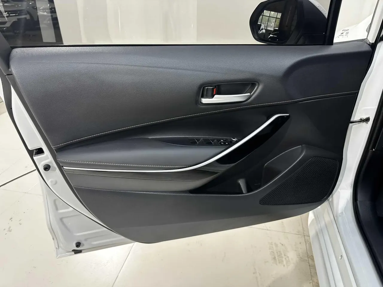 Toyota 2023 Lei Ling Shuangqing 1.8 Stepless Intelligent Electric Hybrid Sports Edition Automatic Gear 8