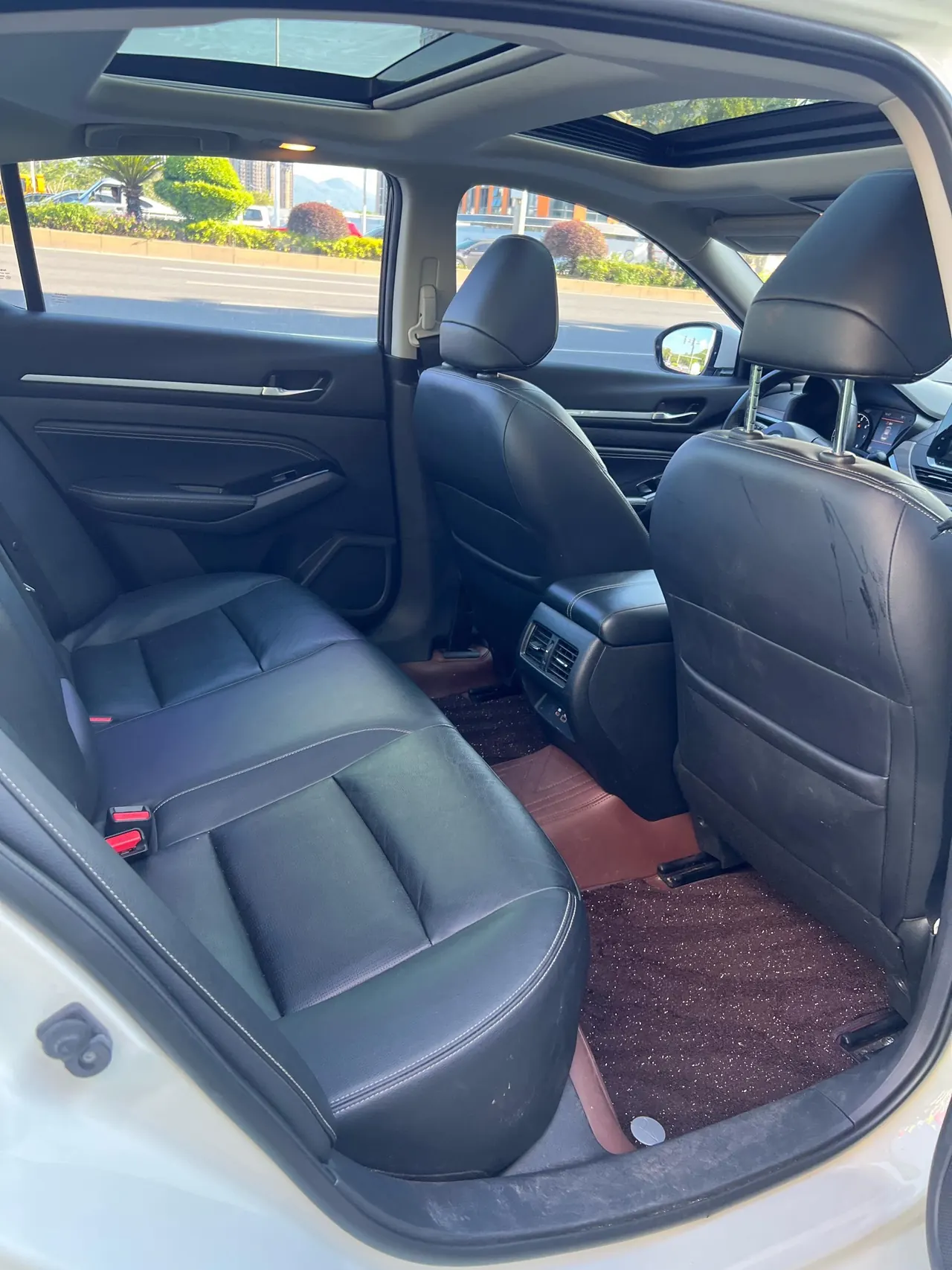 Nissan 2021 Teana 2.0 Stepless XL Comfort Edition Automatic Gear 17