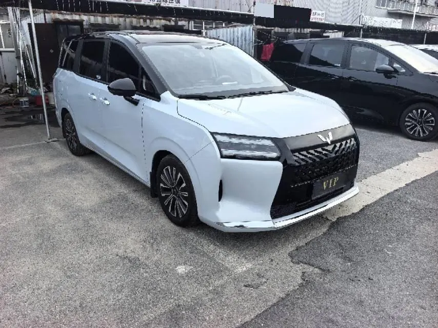 WuLing 2026 starlight 730 1.5T stepless exclusive automatic gear 3
