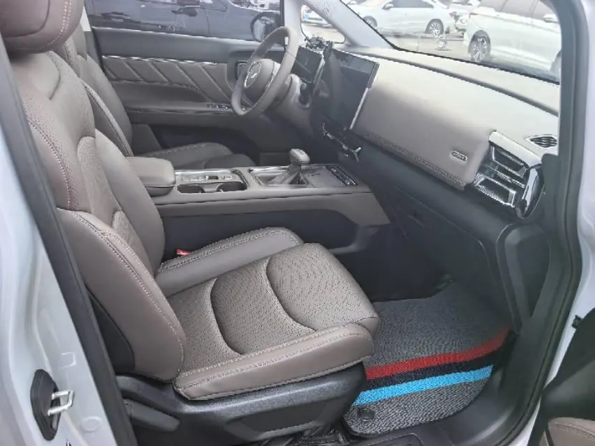 WuLing 2026 starlight 730 1.5T stepless exclusive automatic gear 6