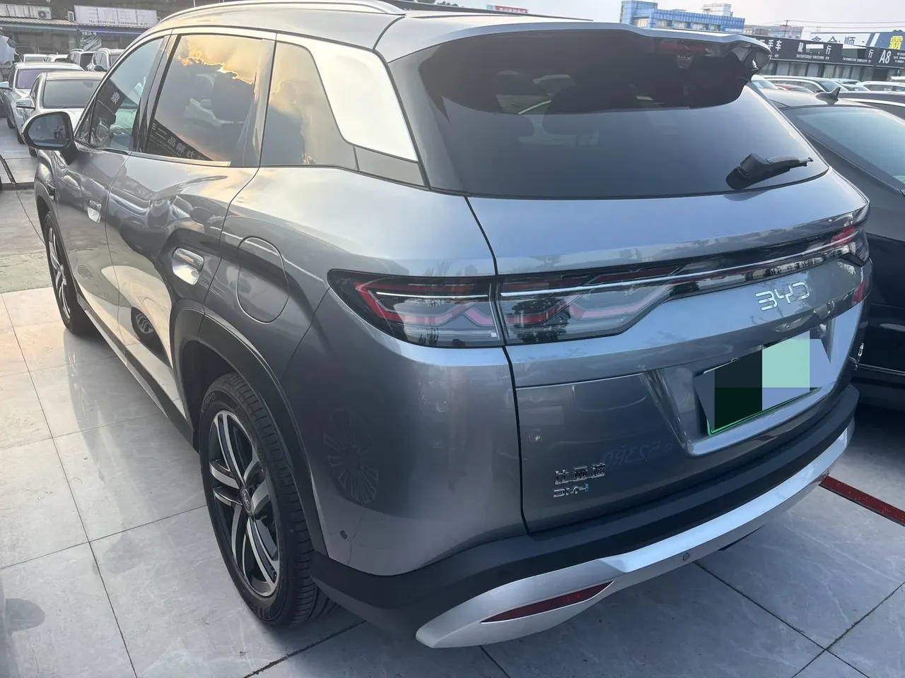 BYD 2026 Song L DM-i 1.5 Stepless 130KM Exceed Automatic 3