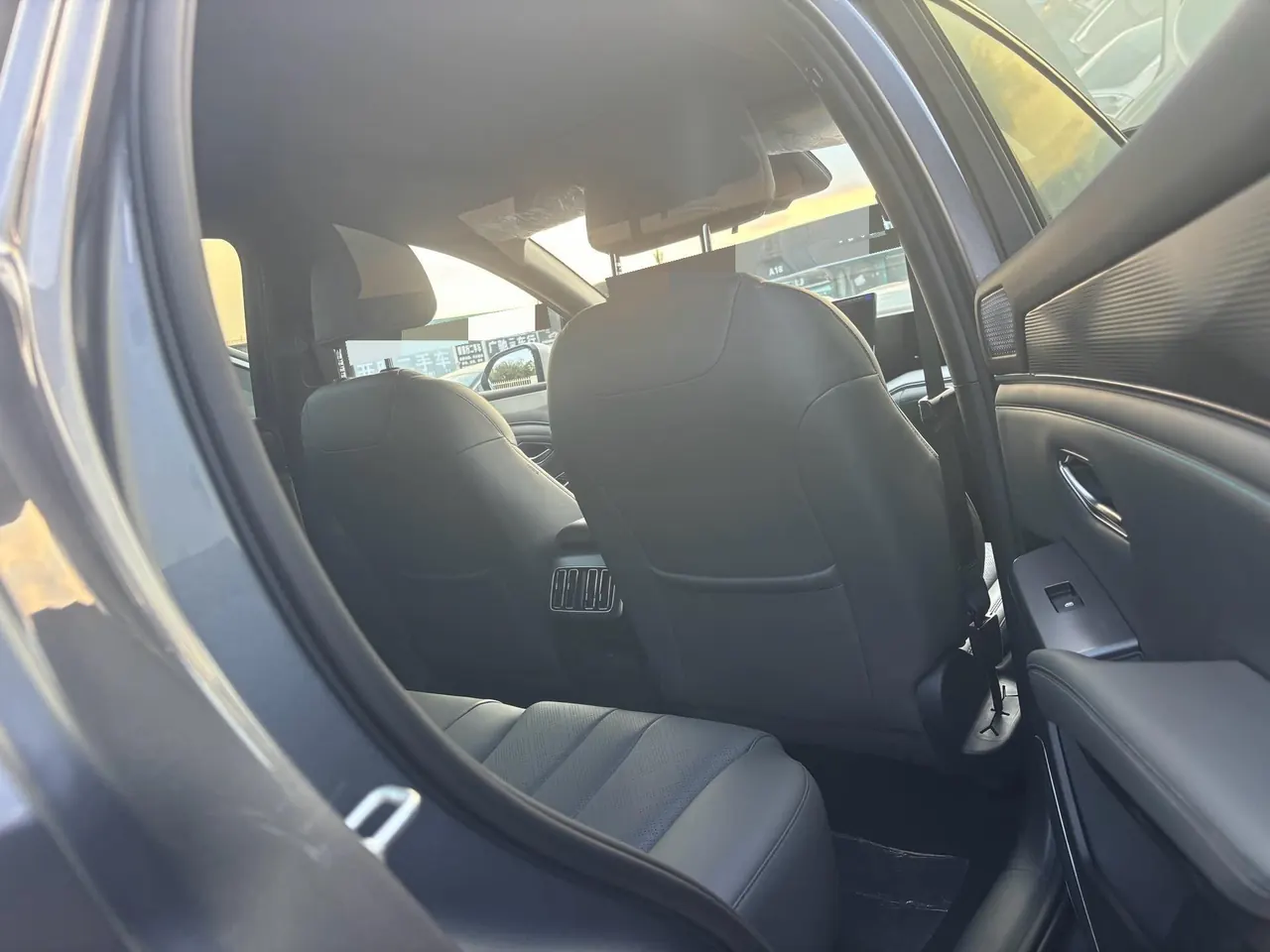 BYD 2026 Song L DM-i 1.5 Stepless 130KM Exceed Automatic 8
