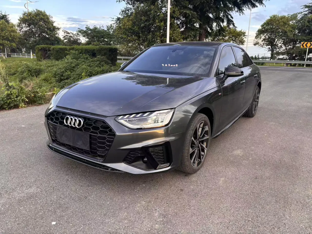Open image lightbox: Audi 2023 A4L 2.0TFSI 40TFSI Deluxe Dynamic Automatic