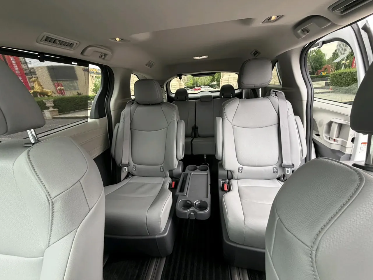 Toyota 2024 Grevia HYBRID 2.5 Stepless Comfort Edition Automatic Transmission 10