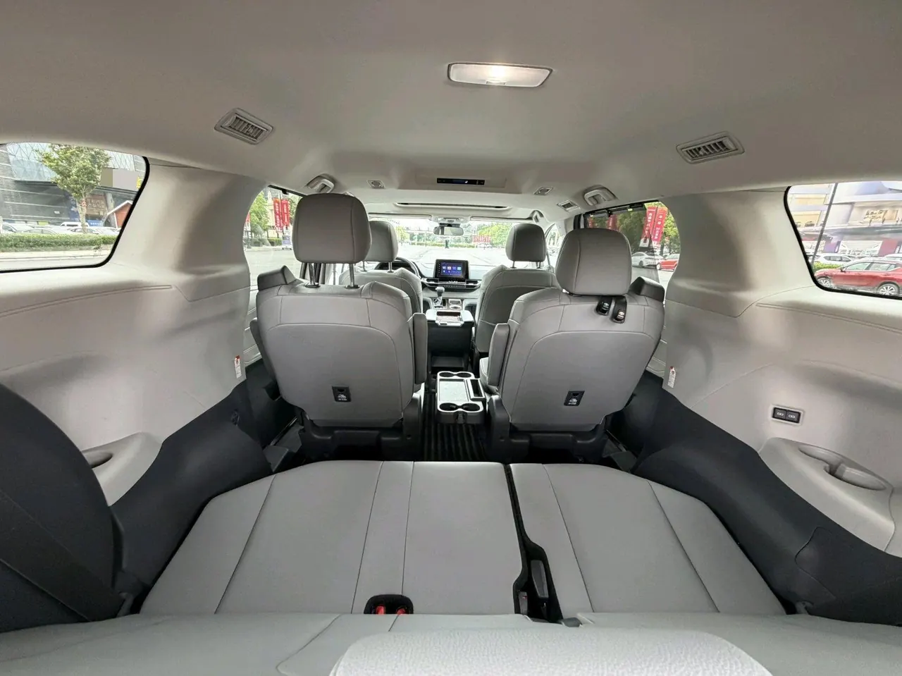 Toyota 2024 Grevia HYBRID 2.5 Stepless Comfort Edition Automatic Transmission 11