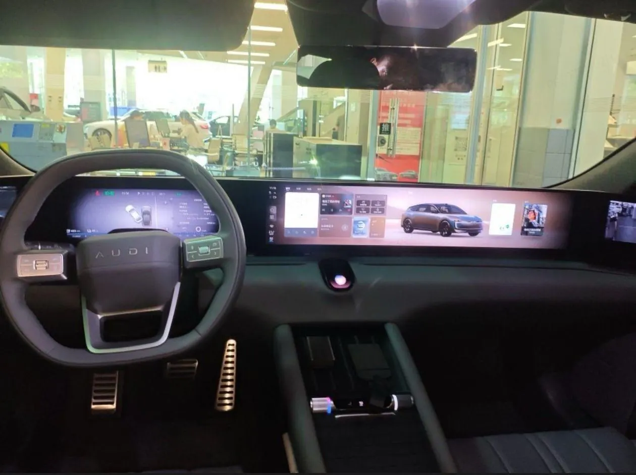 Audi 2026 E5 Sportback Pioneer Quattro Automatic 6