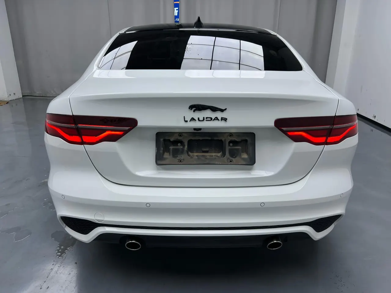 Jaguar 2021 XEL 2.0T 200PS R-DYNAMIC Youth Sports Edition Automatic Gear 5
