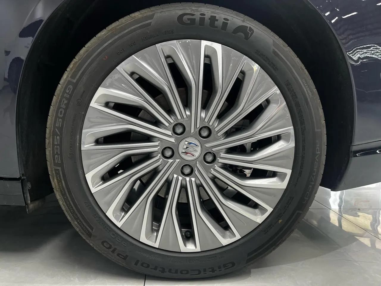 Buick 2026 to the border L7 Avia automatic gear 13