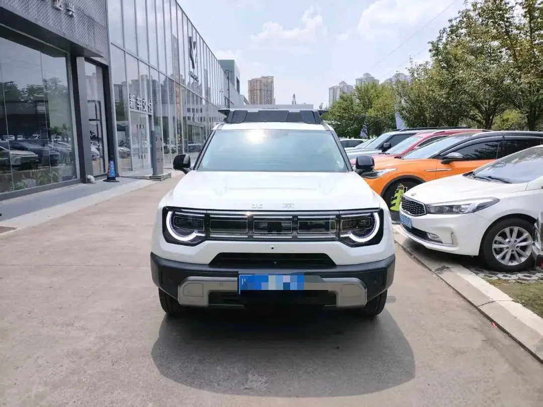 Beijing 2026 BJ30 1.5T Traveler Two-Drive Advanced Edition Automatic Gear 2