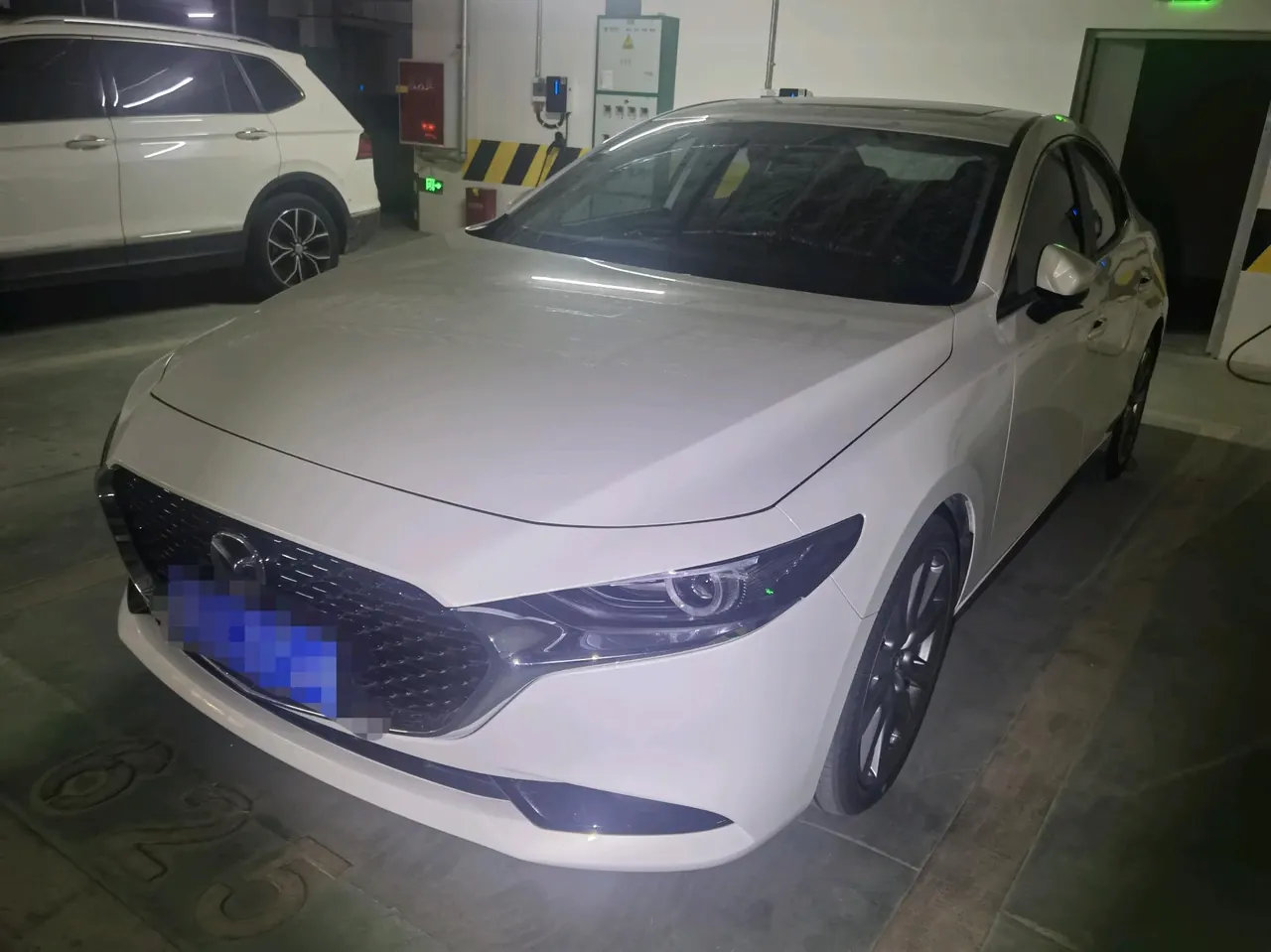 Open image lightbox: Mazda 3 Oncorsela 2023 Mazda 3 Oncorsela-sedan 2.0 elegant automatic gear