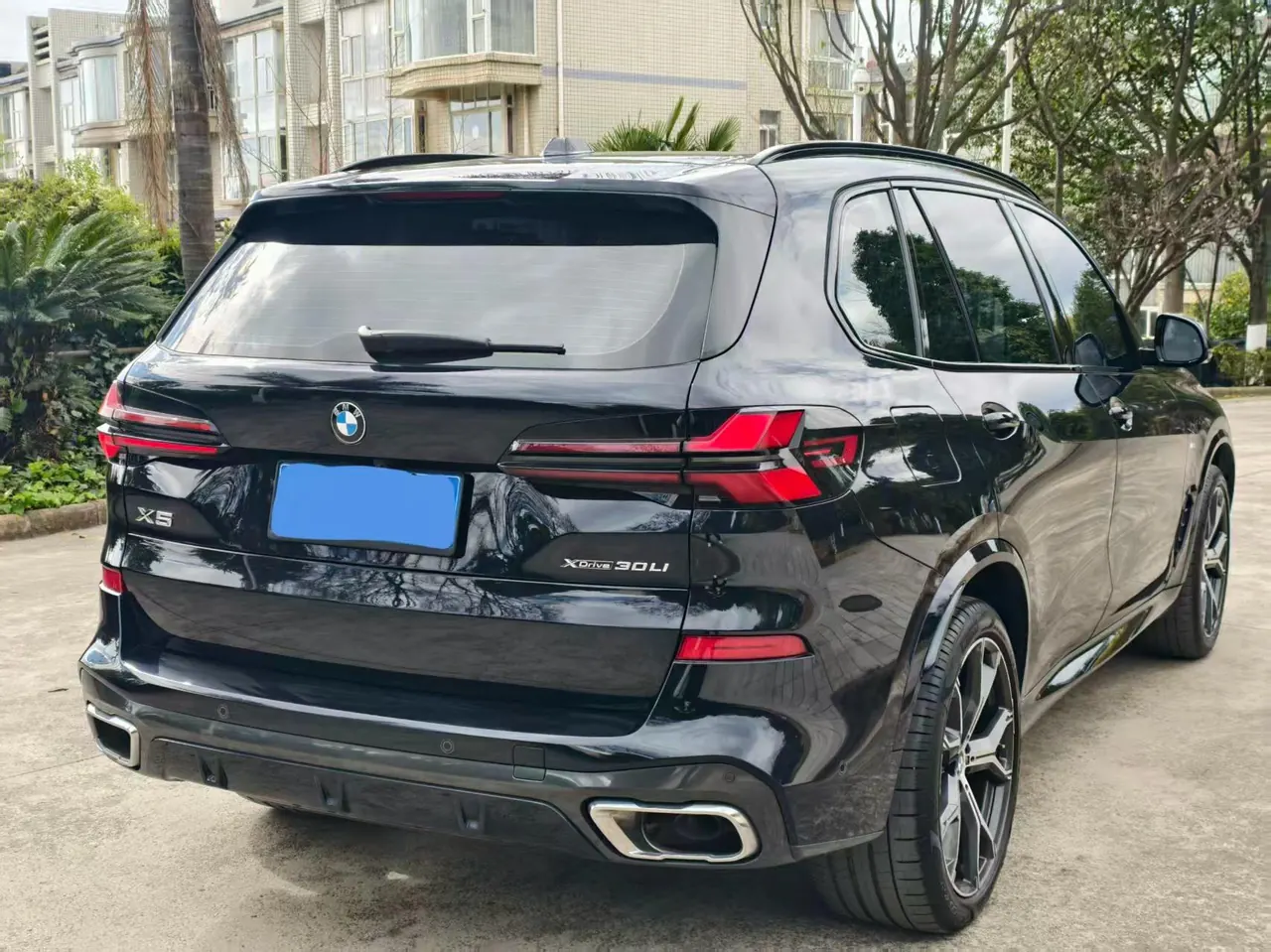 BMW 2023 X5 xDrive30Li 48V 2.0T exclusive M sports suit automatic gear 8