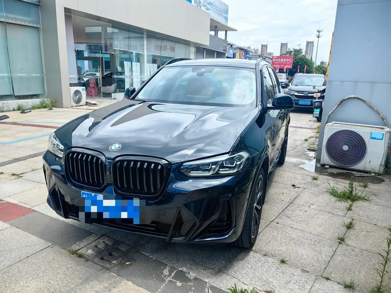 BMW 2023 X3 xDrive30i 2.0T Leading M Obsidian Night Kit (Changed) Automatic Gear - View 1