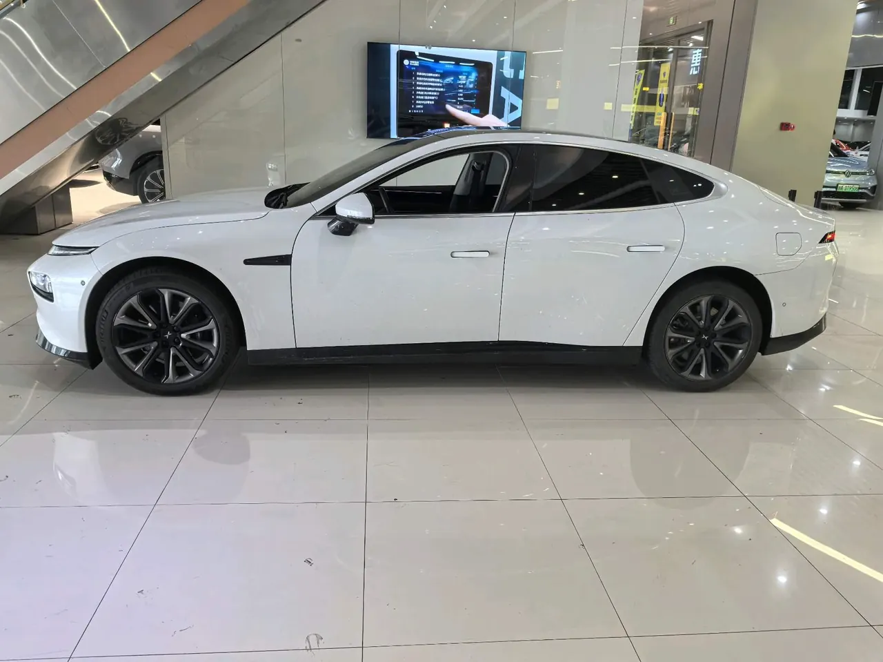 Xpeng 2020 P 7 670E Rear Drive Long Endurance Smart Edition Automatic Gear 3