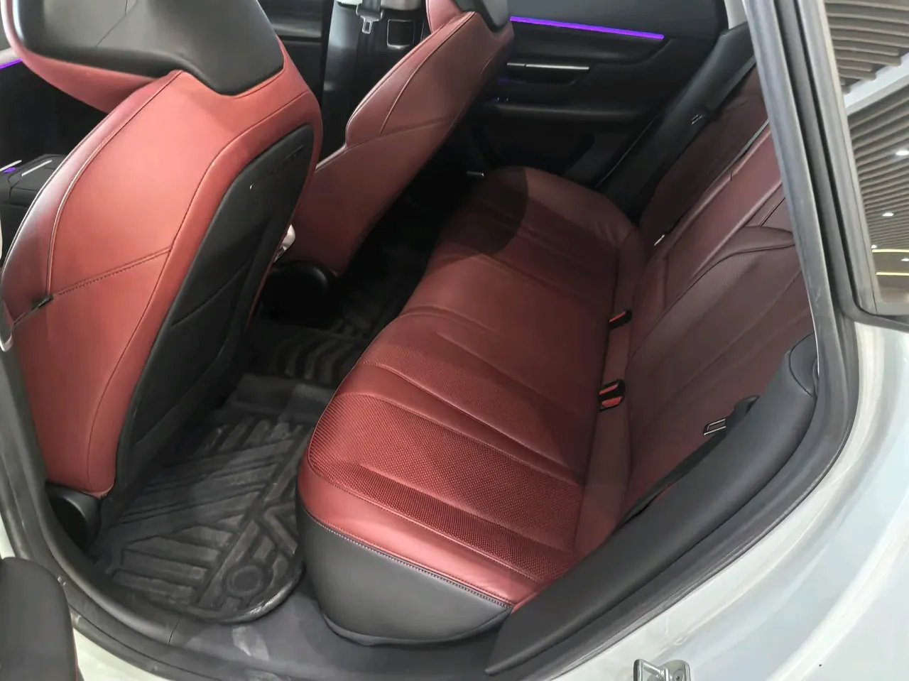 Xpeng 2020 P 7 670E Rear Drive Long Endurance Smart Edition Automatic Gear 5