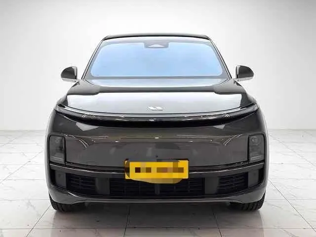 Li 2023 L9 Pro Edition Automatic Gear 2