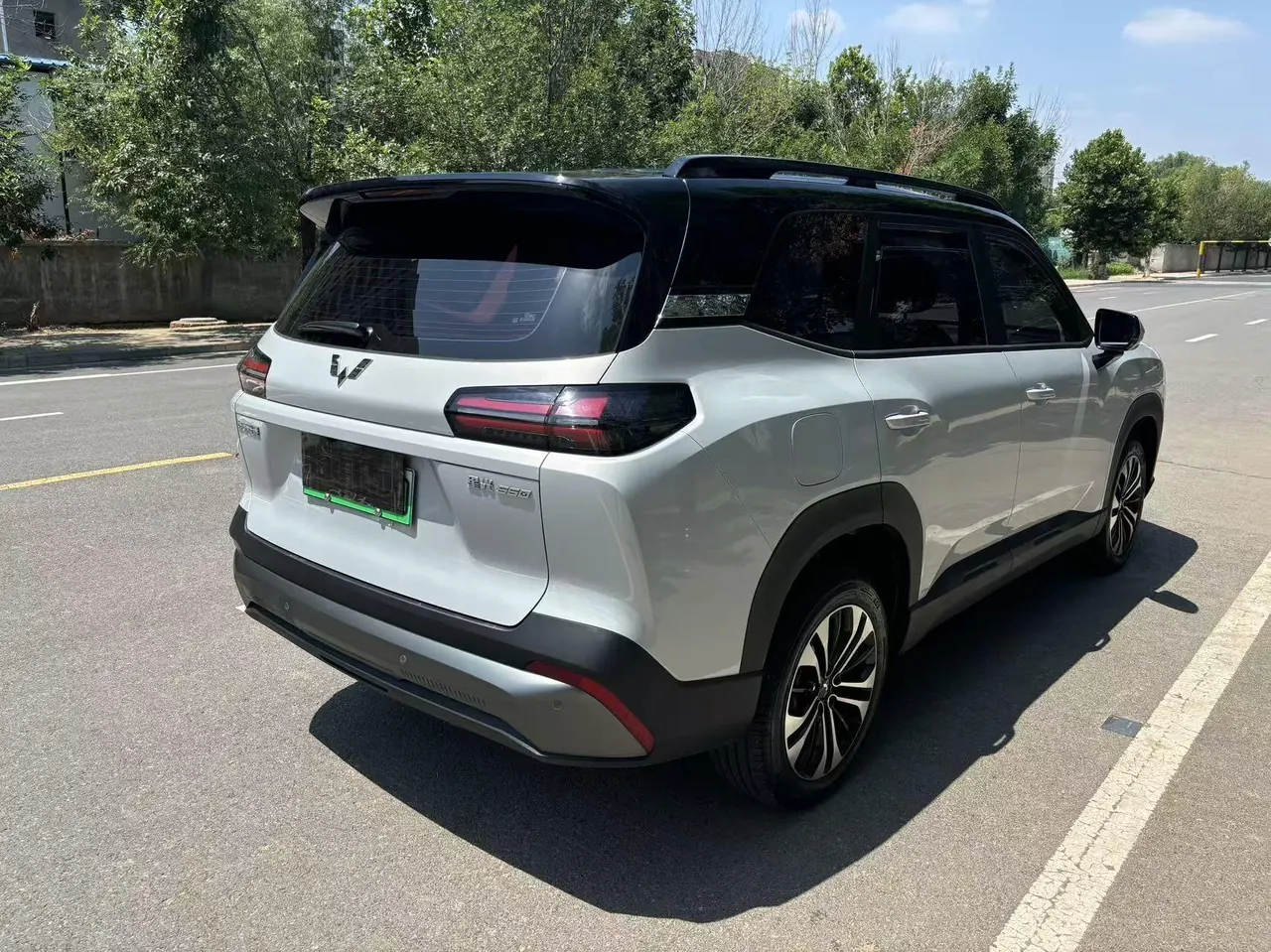 WuLing 2026 Starlight 560 1.5 Stepless 125km Luxury Automatic Transmission 3