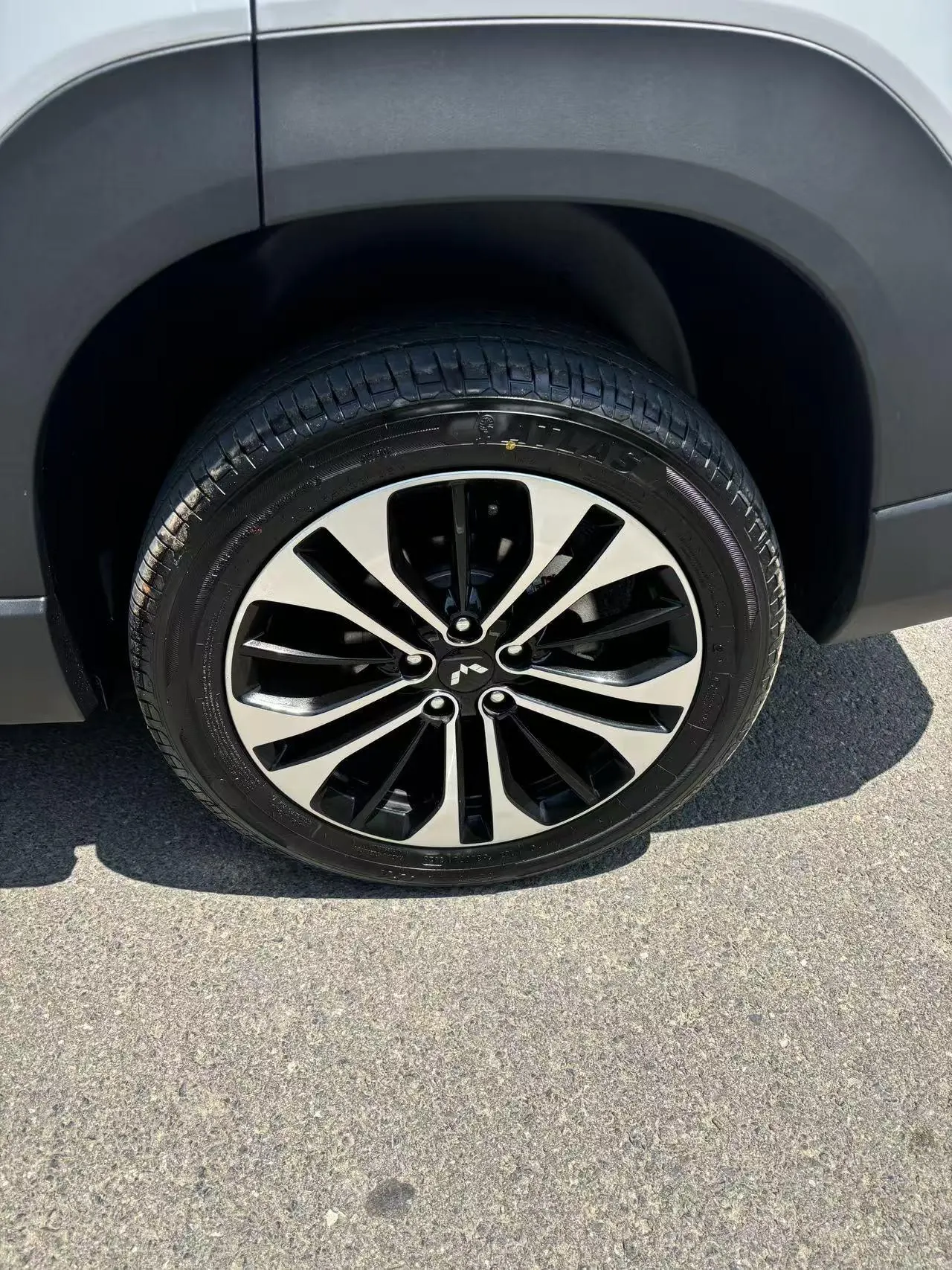 WuLing 2026 Starlight 560 1.5 Stepless 125km Luxury Automatic Transmission 5