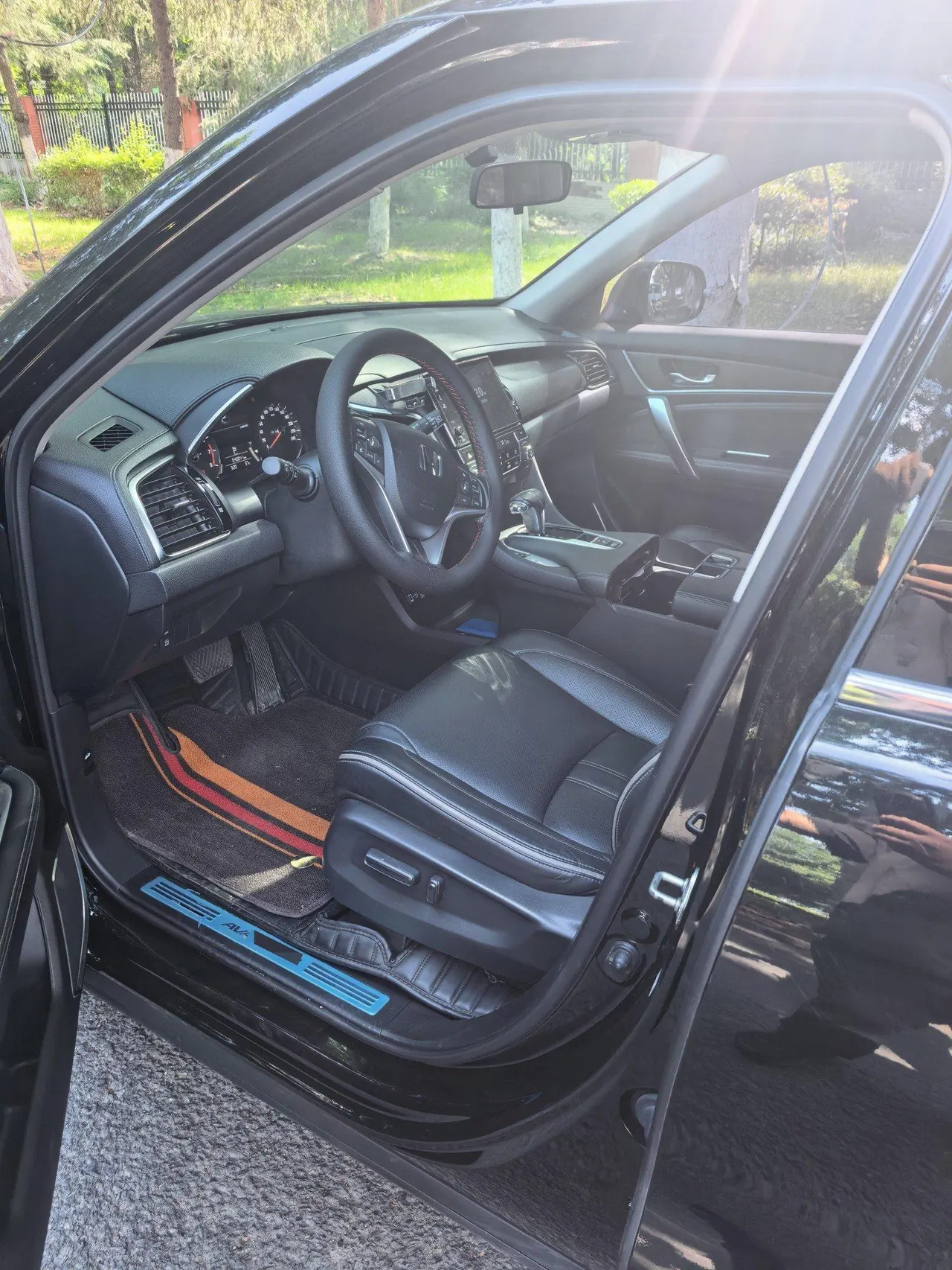 Honda 2022 Crown Road 1.5T Stepless 240TURBO Two-Drive Limited Commemorative Edition Automatic Gear 5