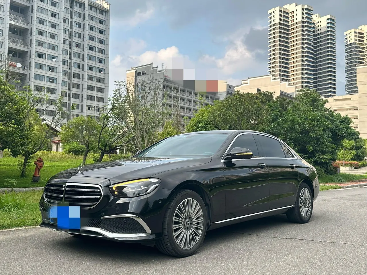 Mercedes Benz E Class 2022 E 300 L 2.0T Luxury (Change 2) Automatic Gear - View 1