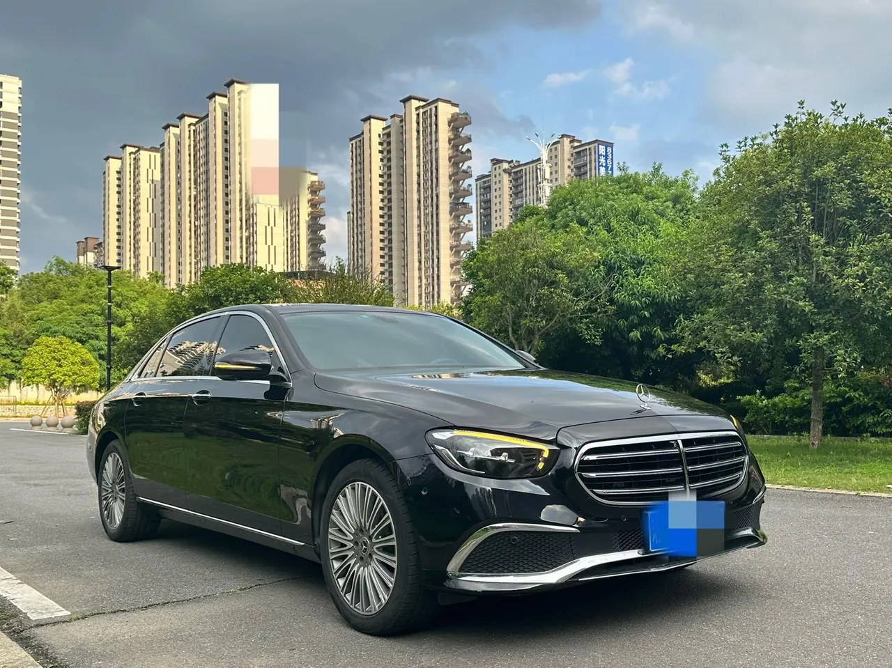 Mercedes Benz E Class 2022 E 300 L 2.0T Luxury (Change 2) Automatic Gear 2