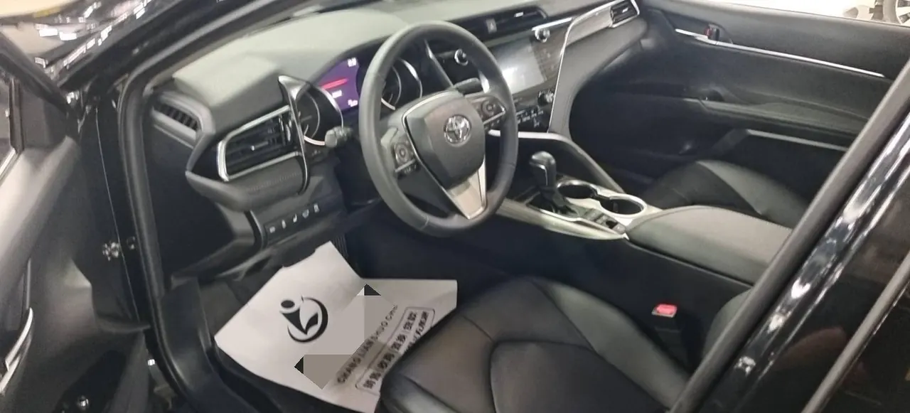 Toyota 2021 Camry Dual Engine 2.5HG Stepless Deluxe Automatic Gear 2