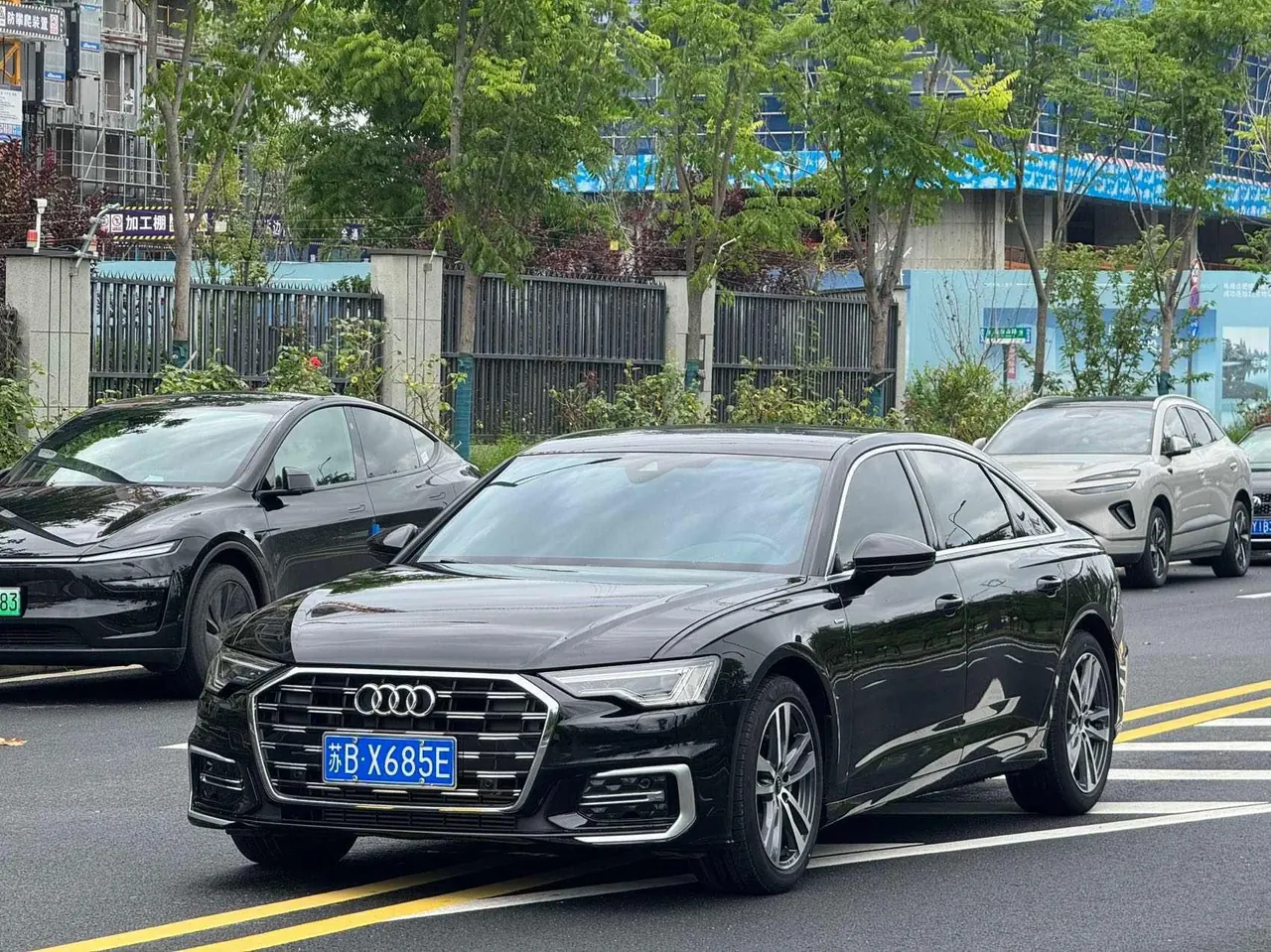 Audi 2023 A6L 2.0TFSI 40TFSI Deluxe Elegant Automatic - View 1