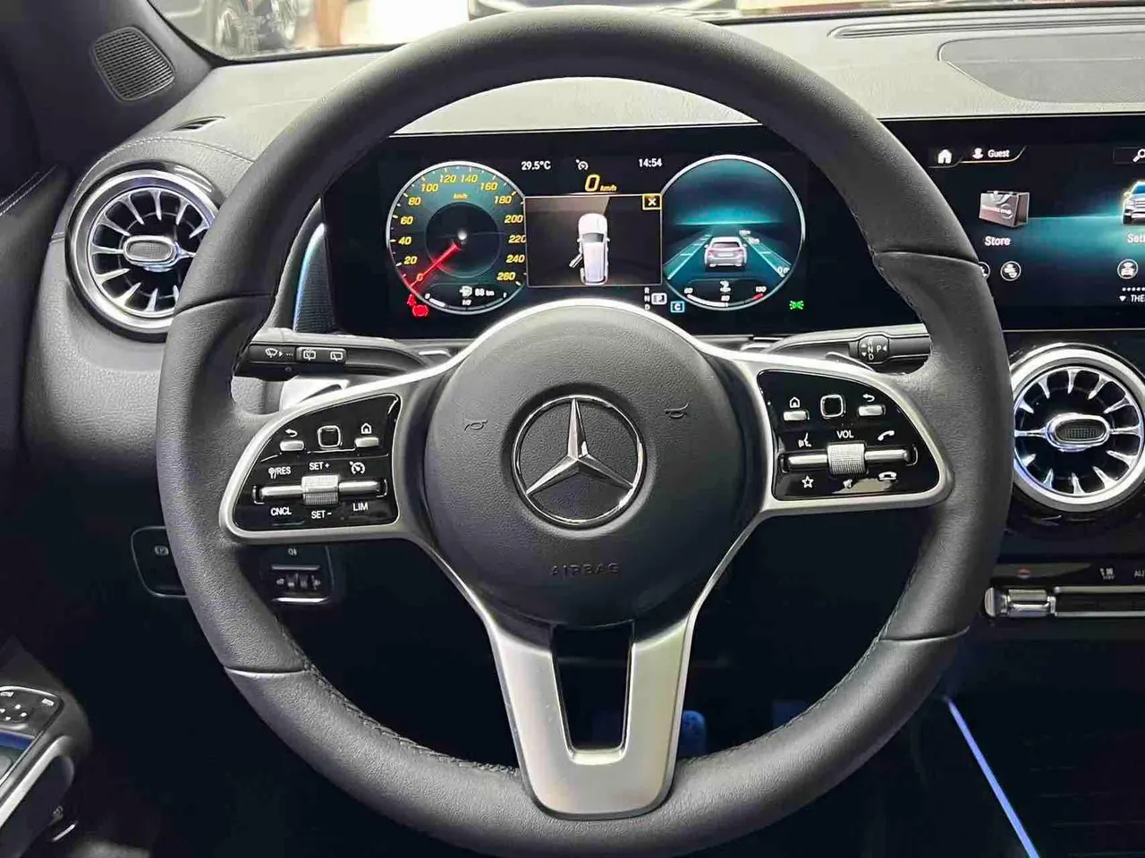 Mercedes Benz 2021 GLB 180 1.3T Dynamic Automatic 10