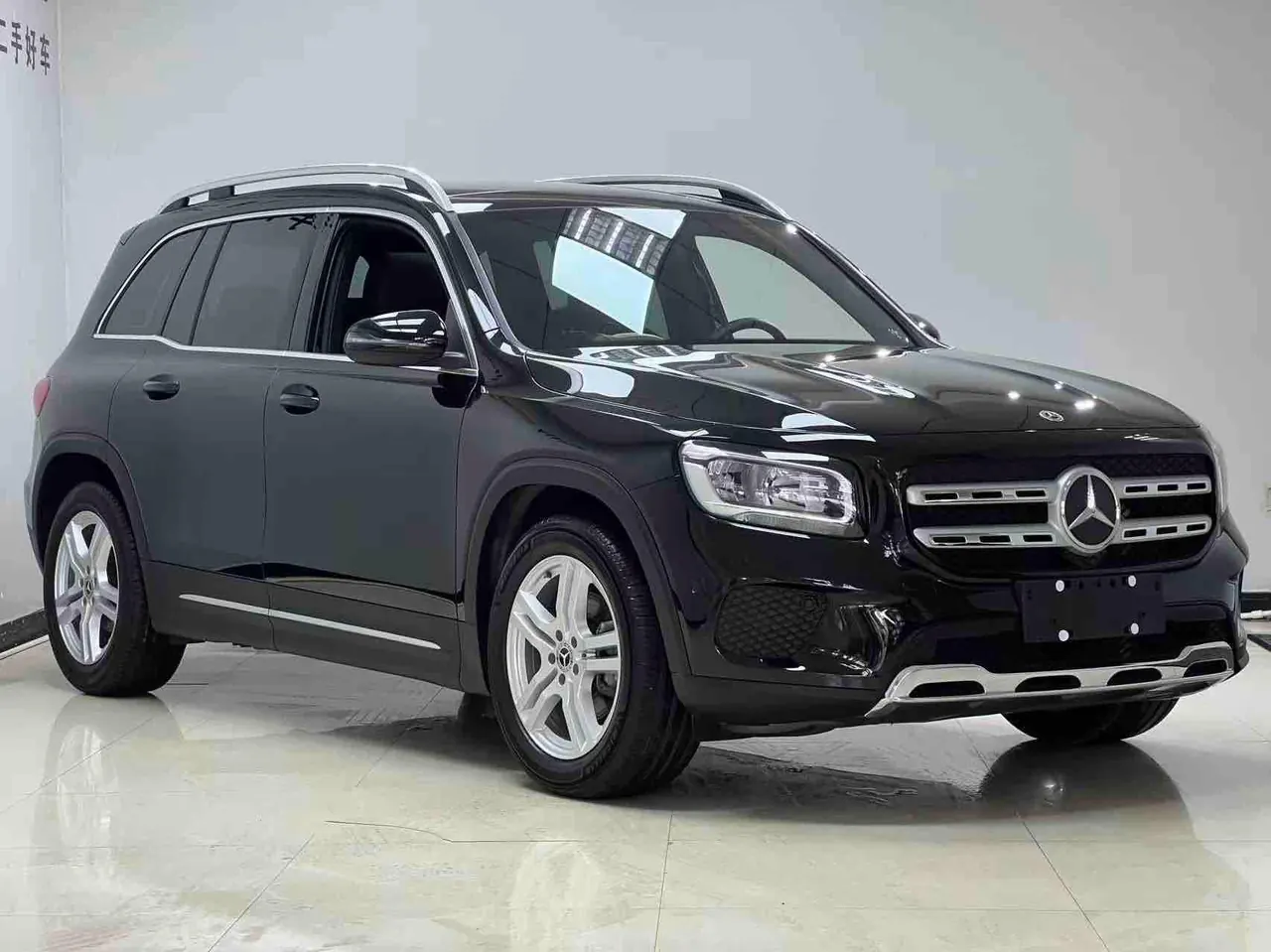 Mercedes Benz 2021 GLB 180 1.3T Dynamic Automatic 3