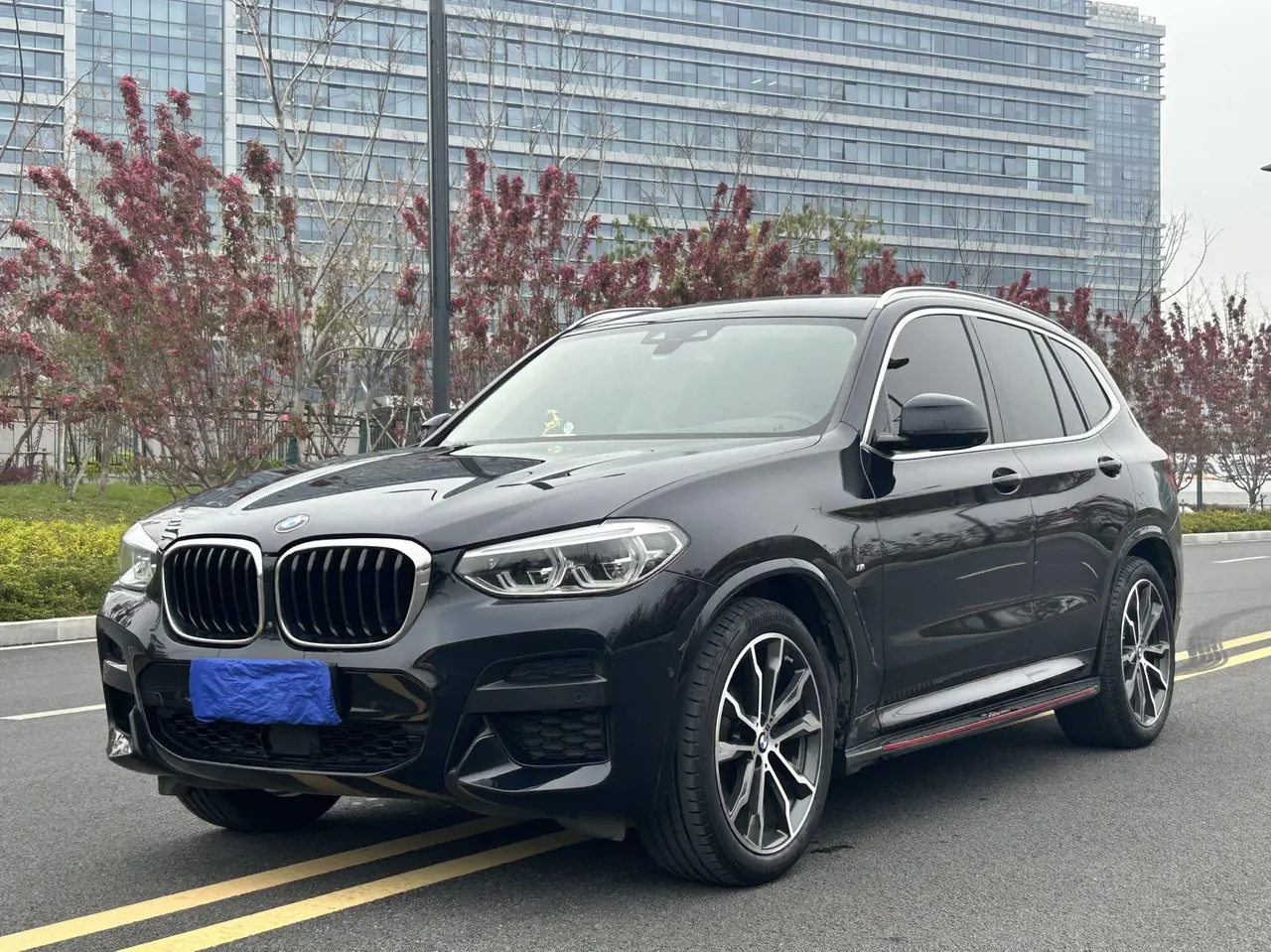 Open image lightbox: BMW 2021 X3 xDrive30i 2.0T Leading M Sports Suit Automatic Gear