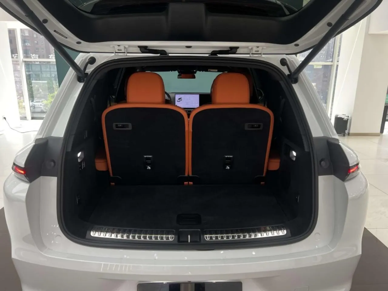 Li 2025 L8 Ultra Smart New Edition Automatic Gear 6