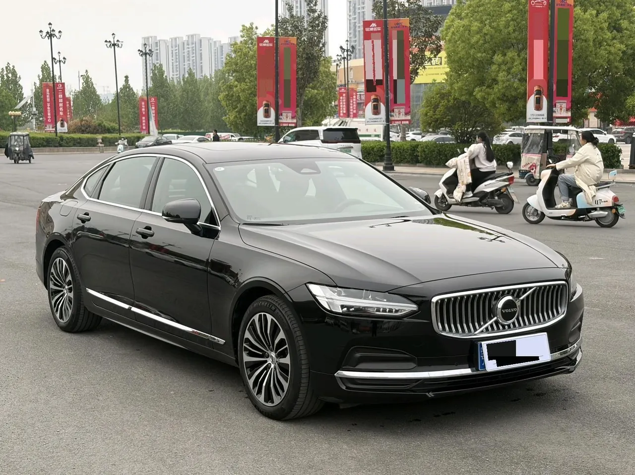 Volvo 2024 S90 48V 2.0T B5 Zhiyi Deluxe Edition Automatic Gear 3