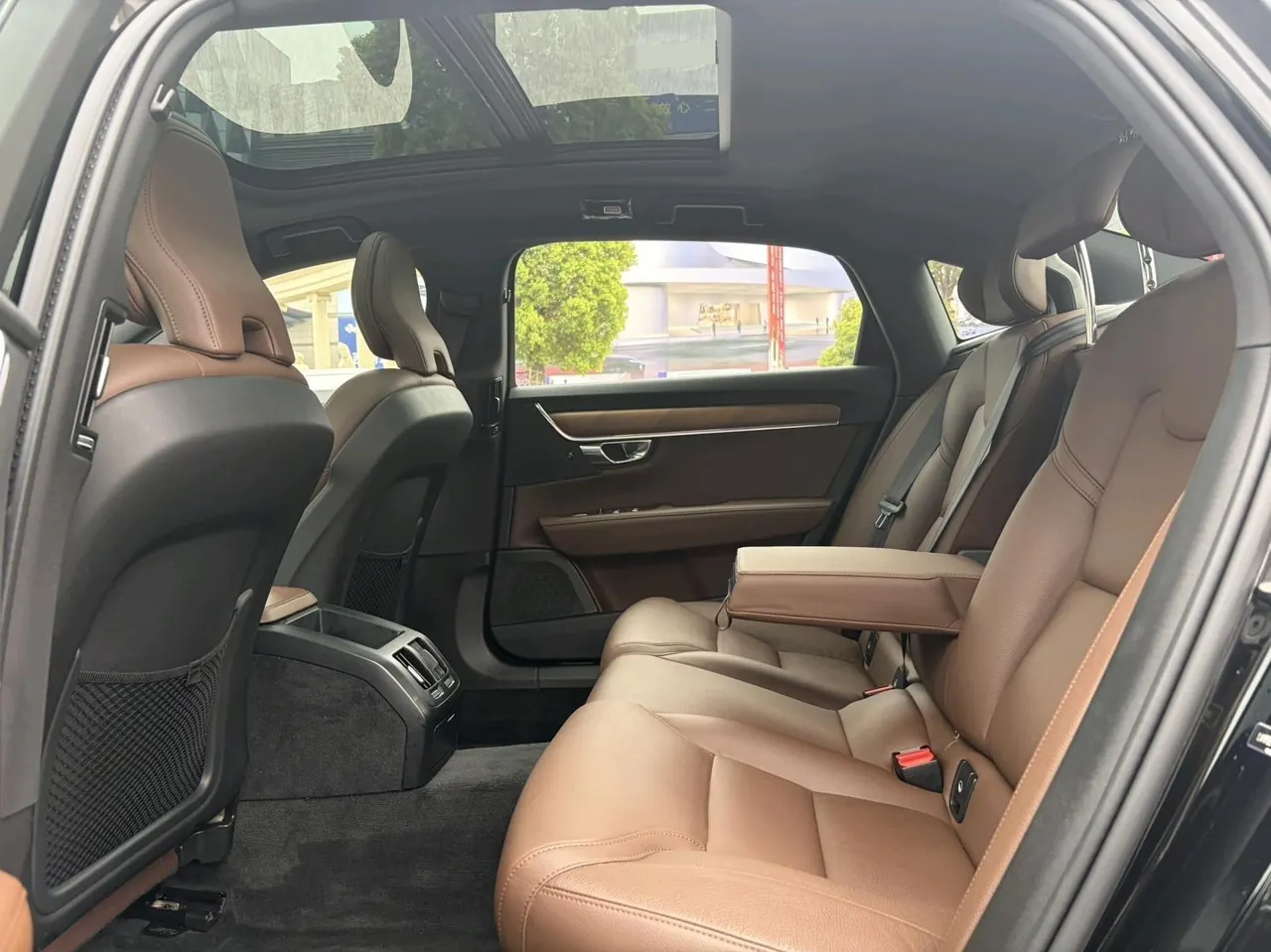 Volvo 2024 S90 48V 2.0T B5 Zhiyi Deluxe Edition Automatic Gear 6