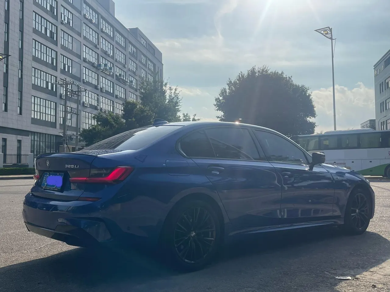 BMW 3 Series 2021 325Li 2.0T M Sports Obsidian Night Kit (Changed) Automatic Gear 4