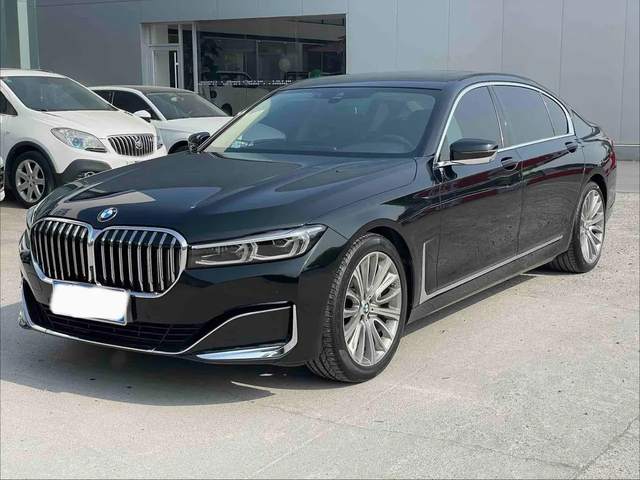 Открыть галерею: BMW 7 Series (Imported) 2021 740Li 3.0T Leading Luxury Suit Automatic Gear
