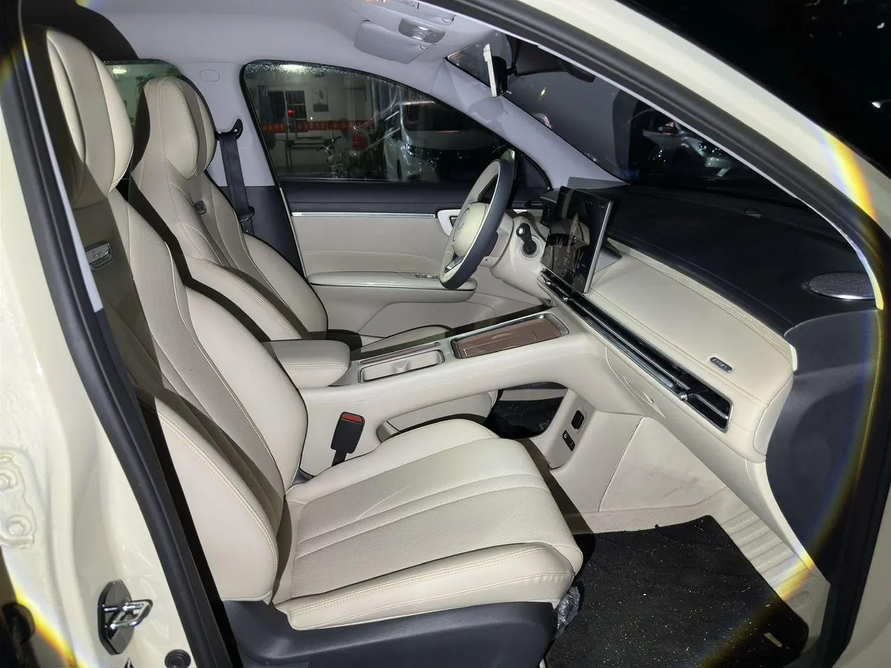 WuLing 2025 Plantronics S 325km Flagship Automatic 9